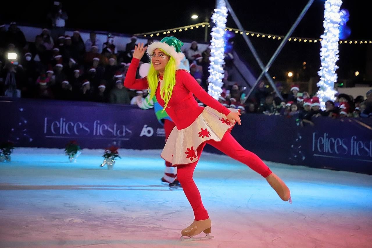 Álvaro Obregón: alcaldesa inaugura pista de hielo y tobogán para disfrutar del invierno