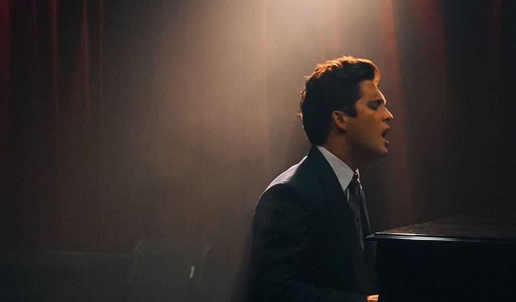Diego Boneta como Luis Miguel