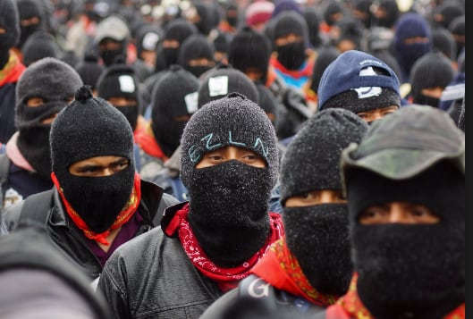 En otro frente, los amargados de la actual chiquillada y un sector de la “izquierda” se la pasan apapachando al subcomandante Marcos y al EZLN,