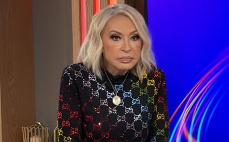Laura Bozzo, conductora.