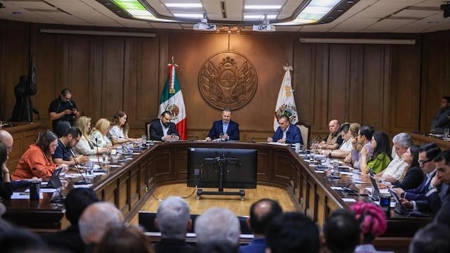 Monterrey impulsará corredor urbano tras compra de 61 viviendas en Llave de Oro.