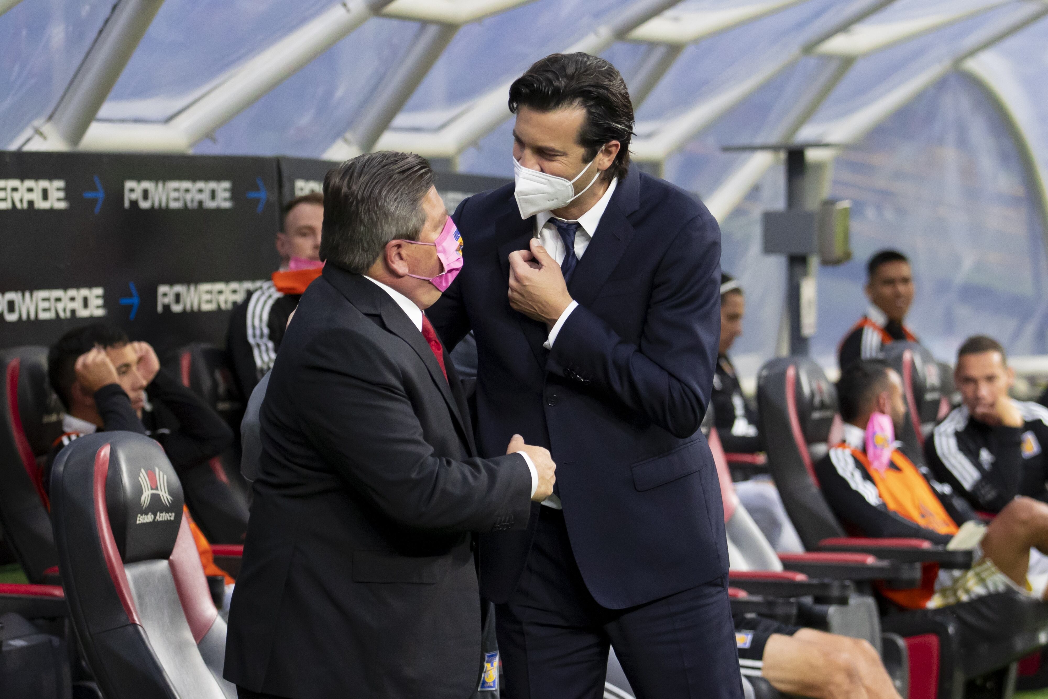 Miguel Herrera y Santiago Solari