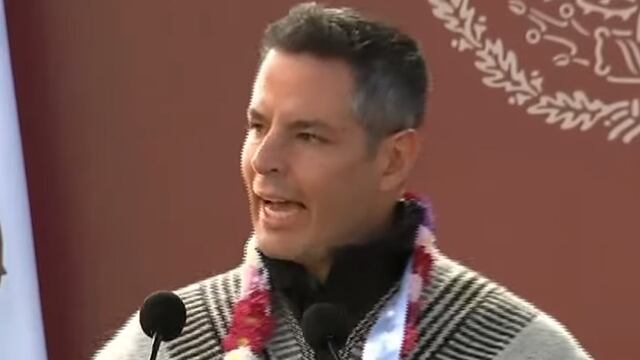 Alejandro Murat critica al Seguro Popular, afirma que era lo "menos peor"