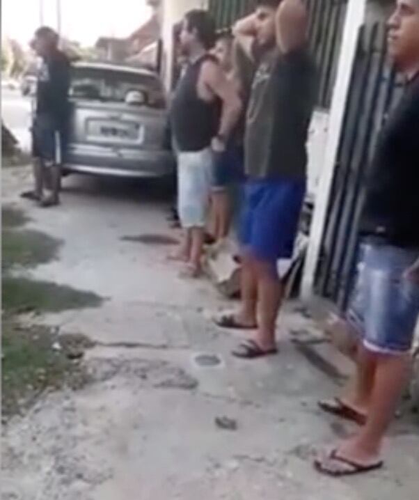 Brincaron para la policía.