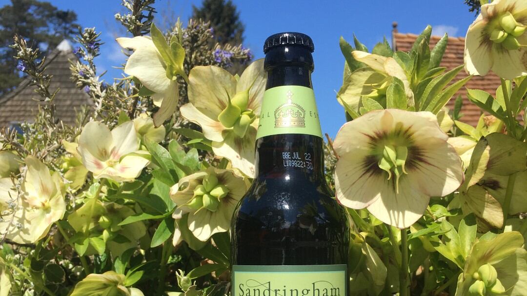 La reina Isabel II ya tiene su marca de cerveza