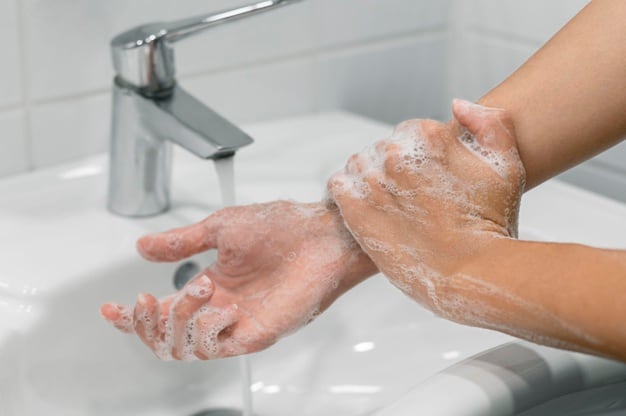 Lavado de manos con agua y jabón