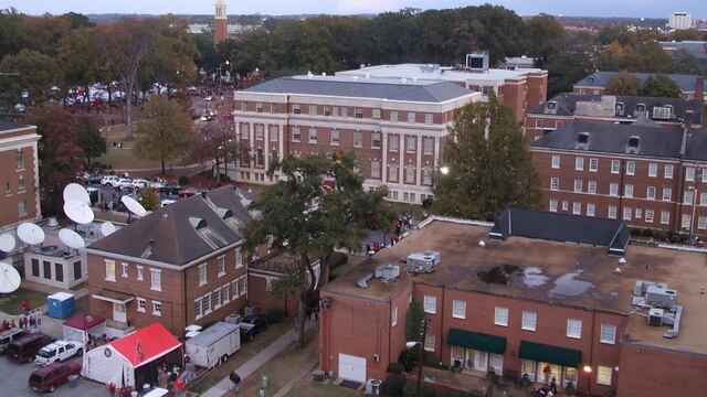 Acusaciones de violación en Universidad de Alabama.