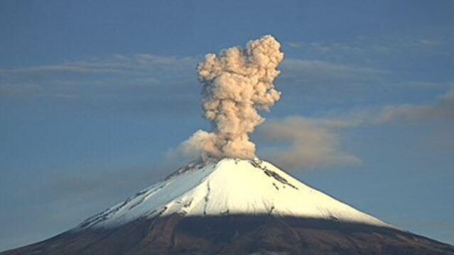 Volcán Popocatépetl presenta actividad
