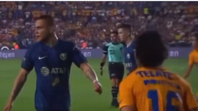 Cabecita Rodríguez y Diego Lainez se encararon