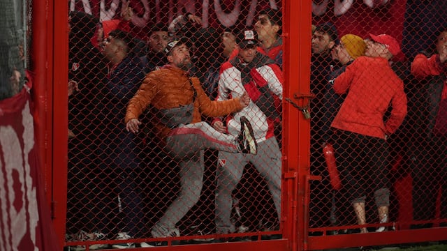 Violencia en el Independiente vs U de Chile de la Copa Sudamericana.