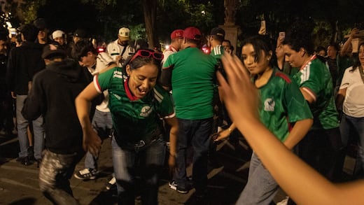 ¿Por qué los mexicanos festejamos con tanta intensidad?