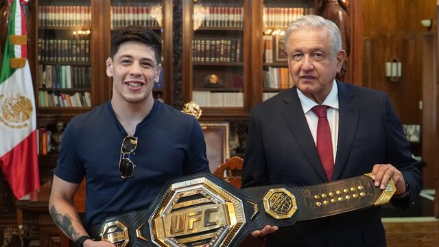 Brandon Moreno y AMLO