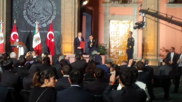 Firma de declaración conjunta. Foto: @SRE_mx