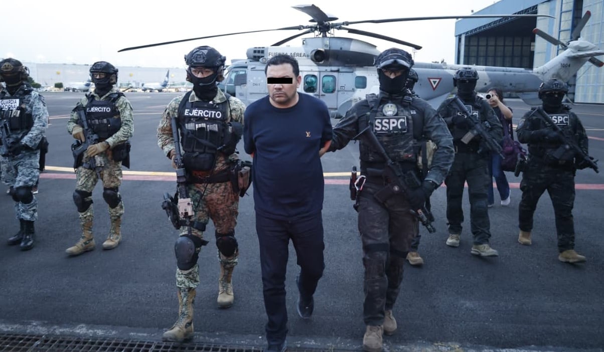 Así fue el traslado de Ramón Ángel “R1” tras captura en Jalisco