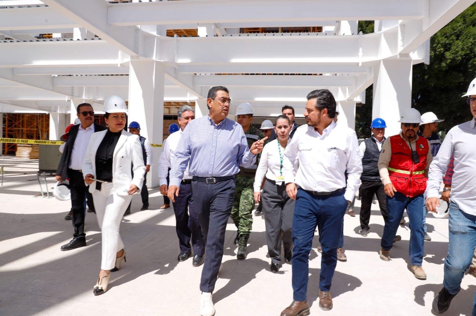 Sergio Salomón en Hospital de San Alejandro del IMSS