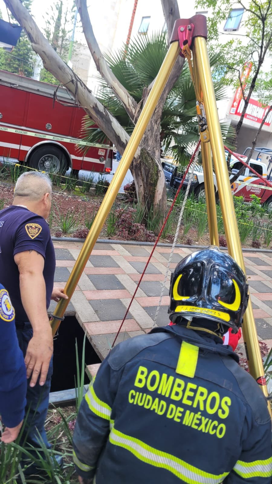 Socavón en Gustavo A. Madero