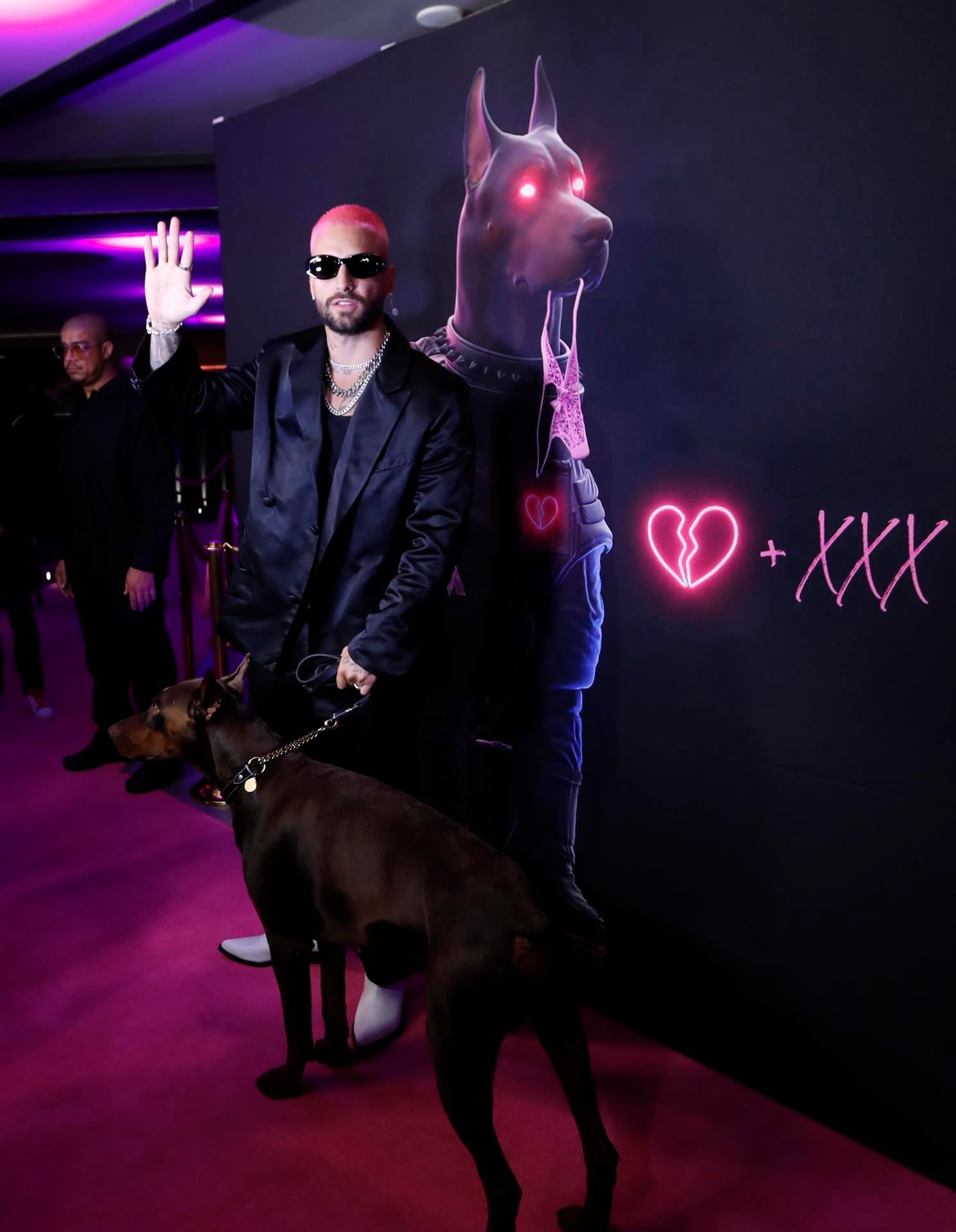 Maluma y su perro Buda.