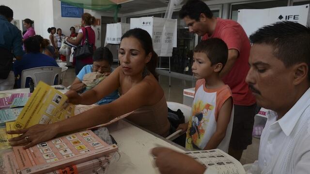 Entre los factores que elevaron los gastos, destacó el aumento de las casillas para la votación, que pasó de cinco mil 200 a ocho mil. Foto/Cuartoscuro (Archivo)