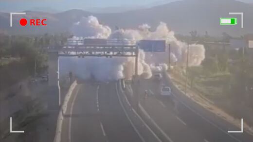 Video capta explosión de un camión de gas en Chile con saldo mortal