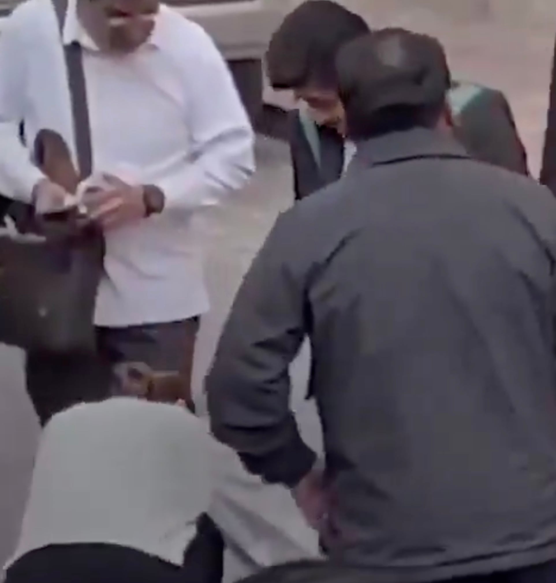 Hugo Aguilar sufrió percance previo celebración del Día de la Constitución