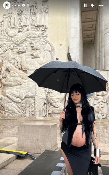 Cazzu muestra su barriga de embarazo