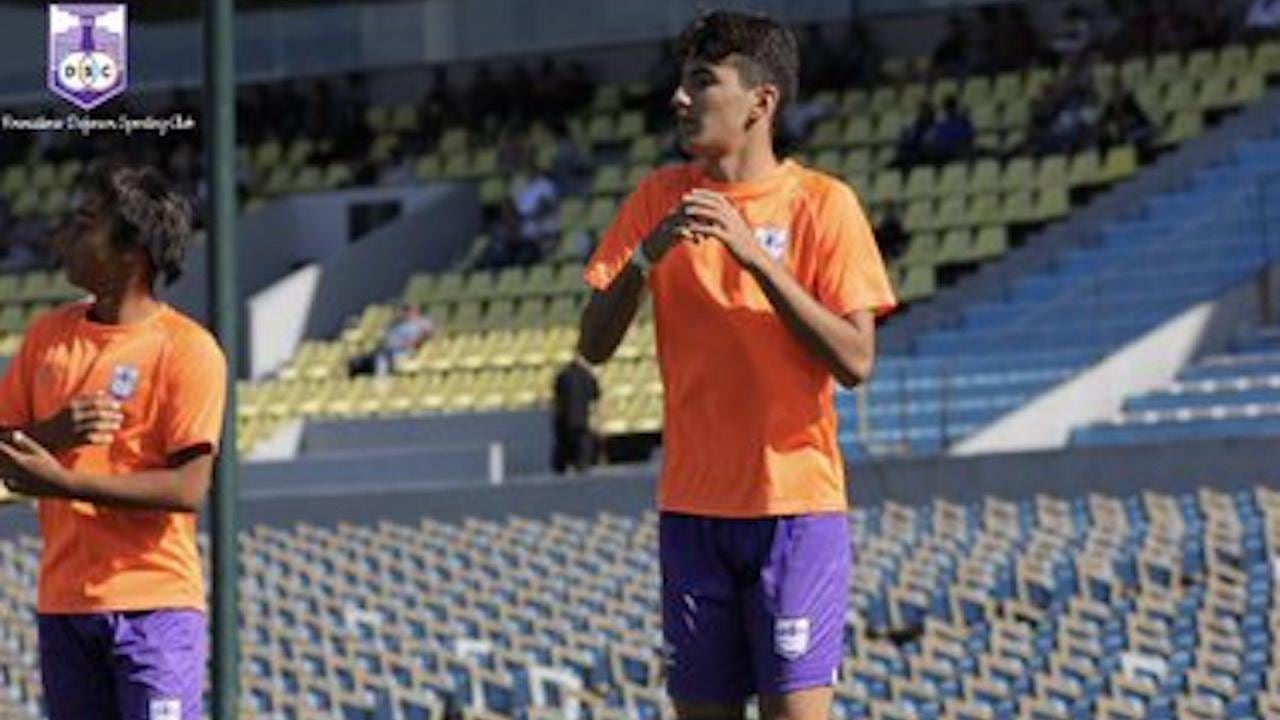 Diego Abreu juega para el Defensor Sporting de Uruguay