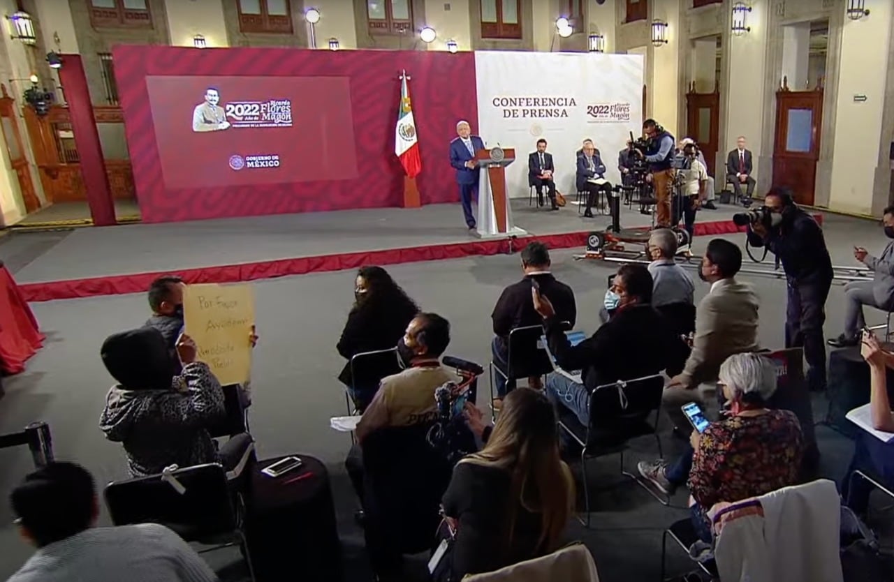 Periodista de San Luis Potosí lleva a la mañanera de AMLO queja contra Omar Niño y Octavio Pedroza