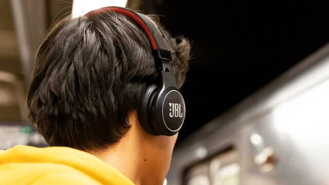 Audífonos Reflect Eternal con batería infinita