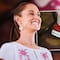 ¿Qué son los ‘sheinnis? Claudia Sheinbaum se hace tendencia con tenis modelo especial