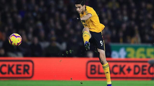 Remate ejecutado por Jiménez.