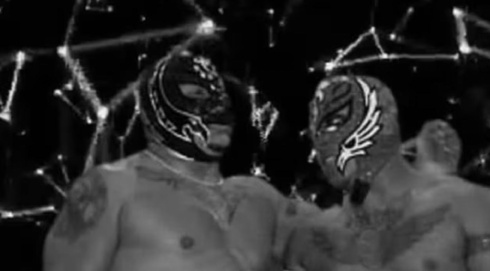 Rey  Mysterio Sr. y Rey Mysterio Jr.