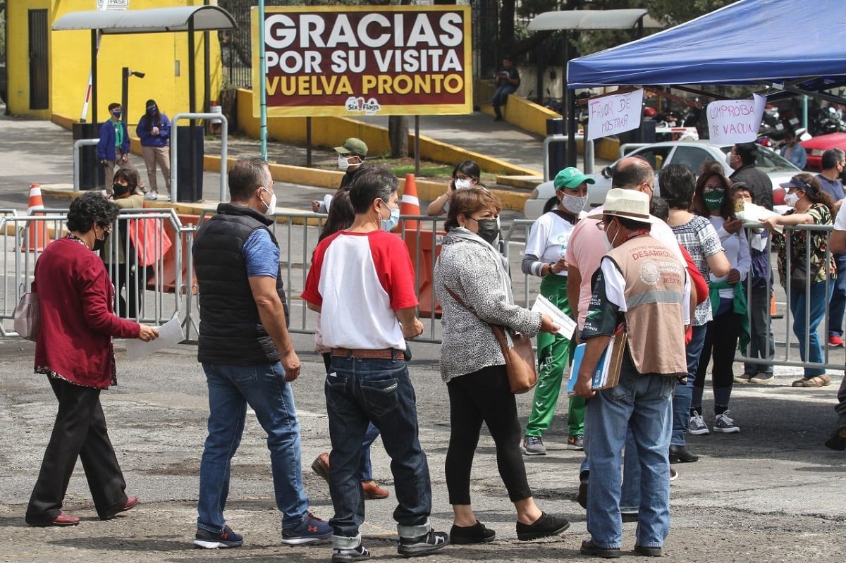 Vacunación contra Covid-19 a adultos en la CDMX