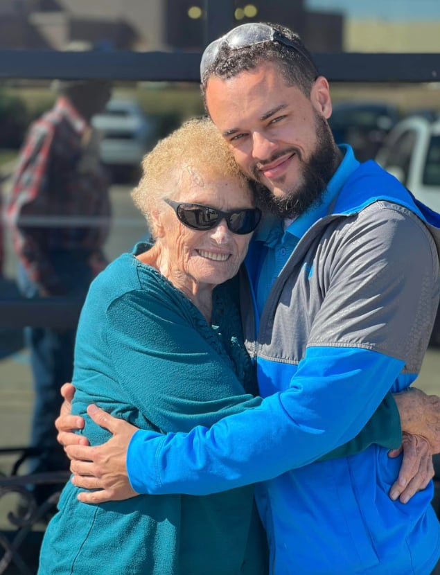 Abuelita con su nieto