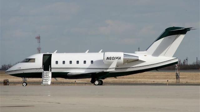 El avión debió aterrizar en Monterrey el domingo a las 18:30 horas.
