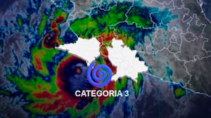 Huracán Simón baja a categoría 3; se mantiene en costas de Jalisco y Colima