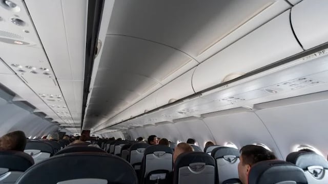 Bellakath denuncia incidente con pasajeras y aeromoza en vuelo a París