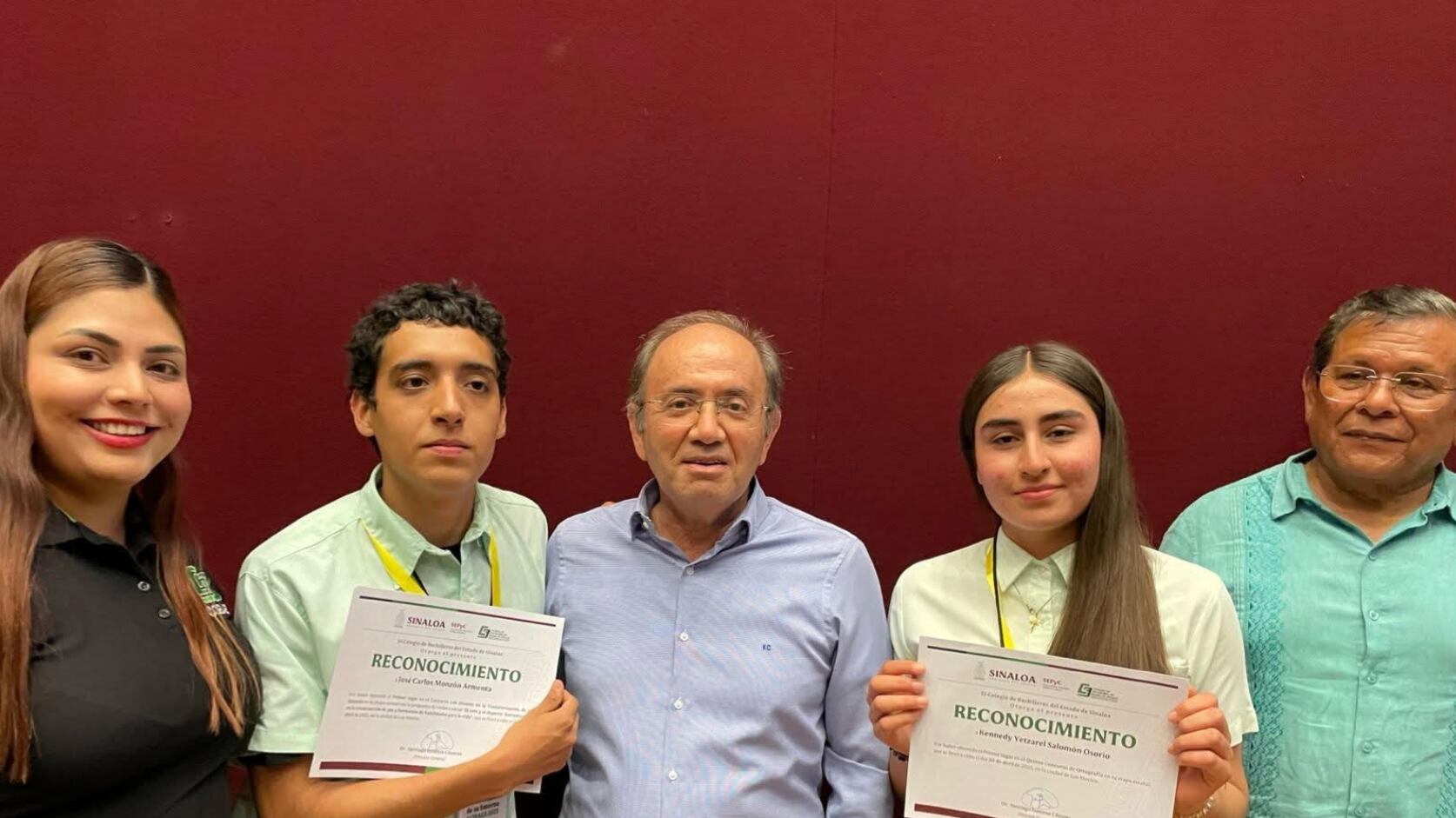 Jóvenes orgullosamente de Badiraguato