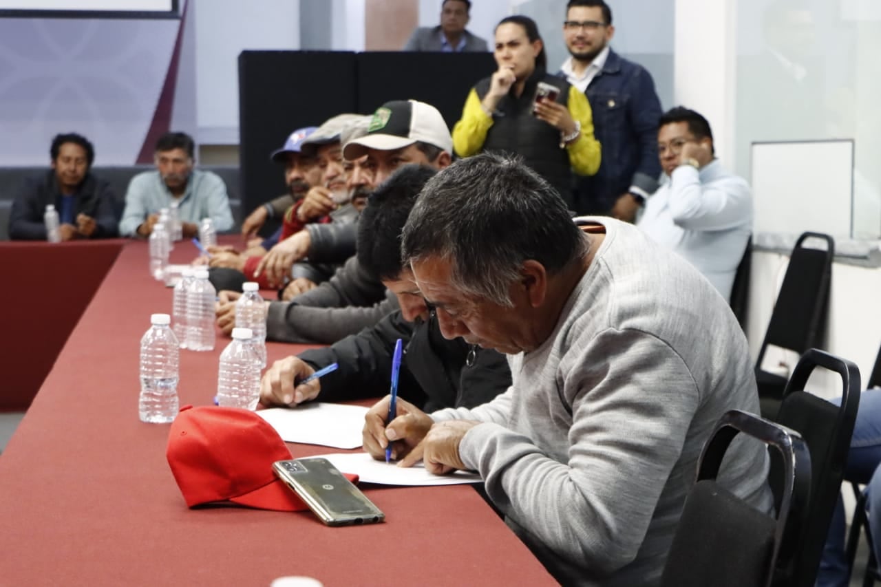 Acuerdo para retirar bloque en la México-Puebla