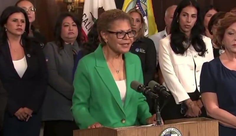 Karen Bass, alcaldesa de Los Ángeles