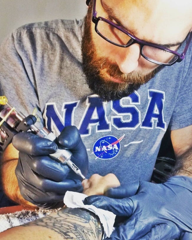 ¿Por qué murió Armando Medina, tatuador de Venezuela? Esta es la increíble historia