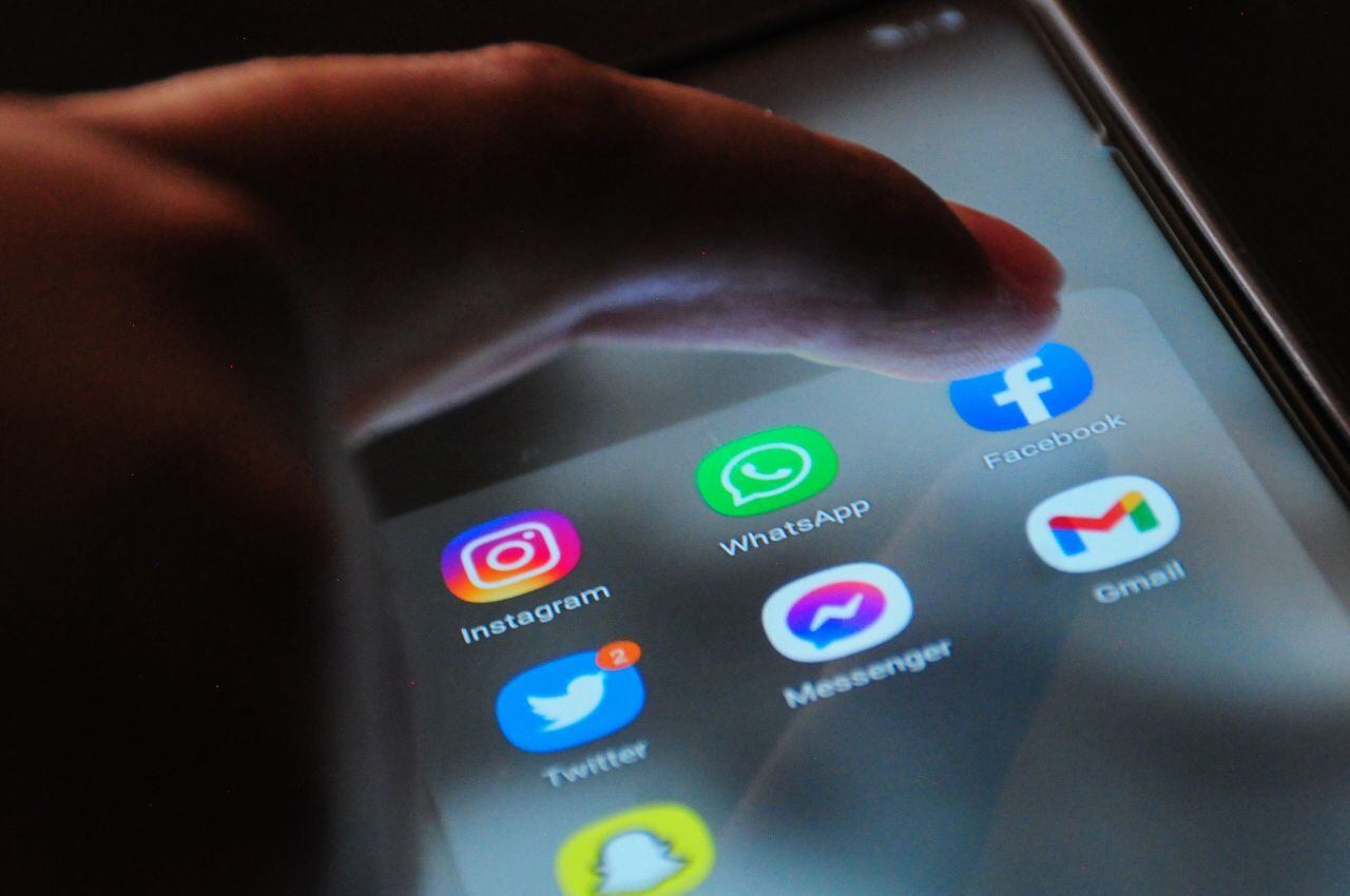 Los republicanos de Florida buscan prohibir que menores de edad usen redes sociales