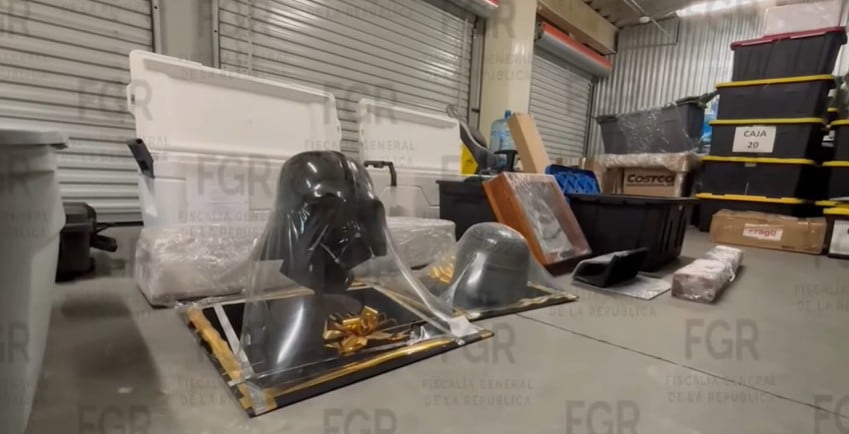 Esto encontró la FGR en una bodega rentada por Roberto Farías Laguna