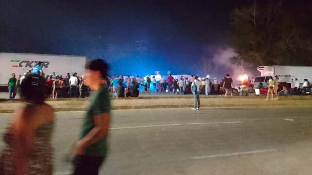 Bloqueo sobre la carretera Villahermosa Macuspana