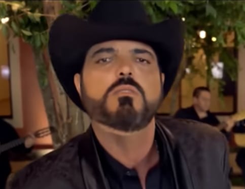 José Francisco Ugalde, hermano de Ana Bárbara