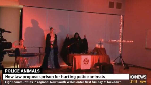 Transmiten ritual satánico por error