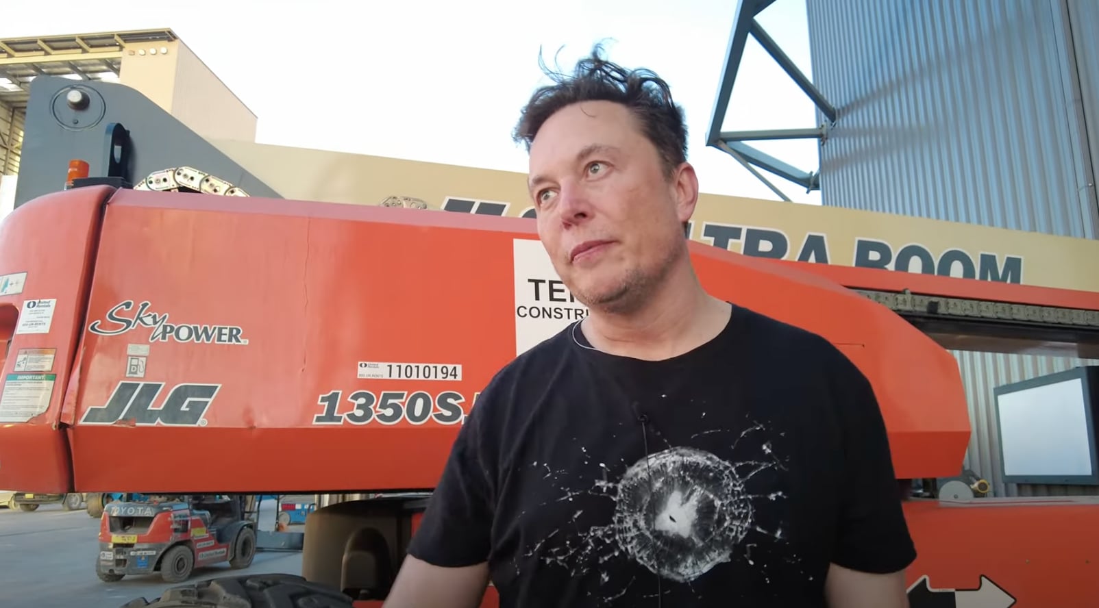 Elon Musk ofrece recorrido por Starbase