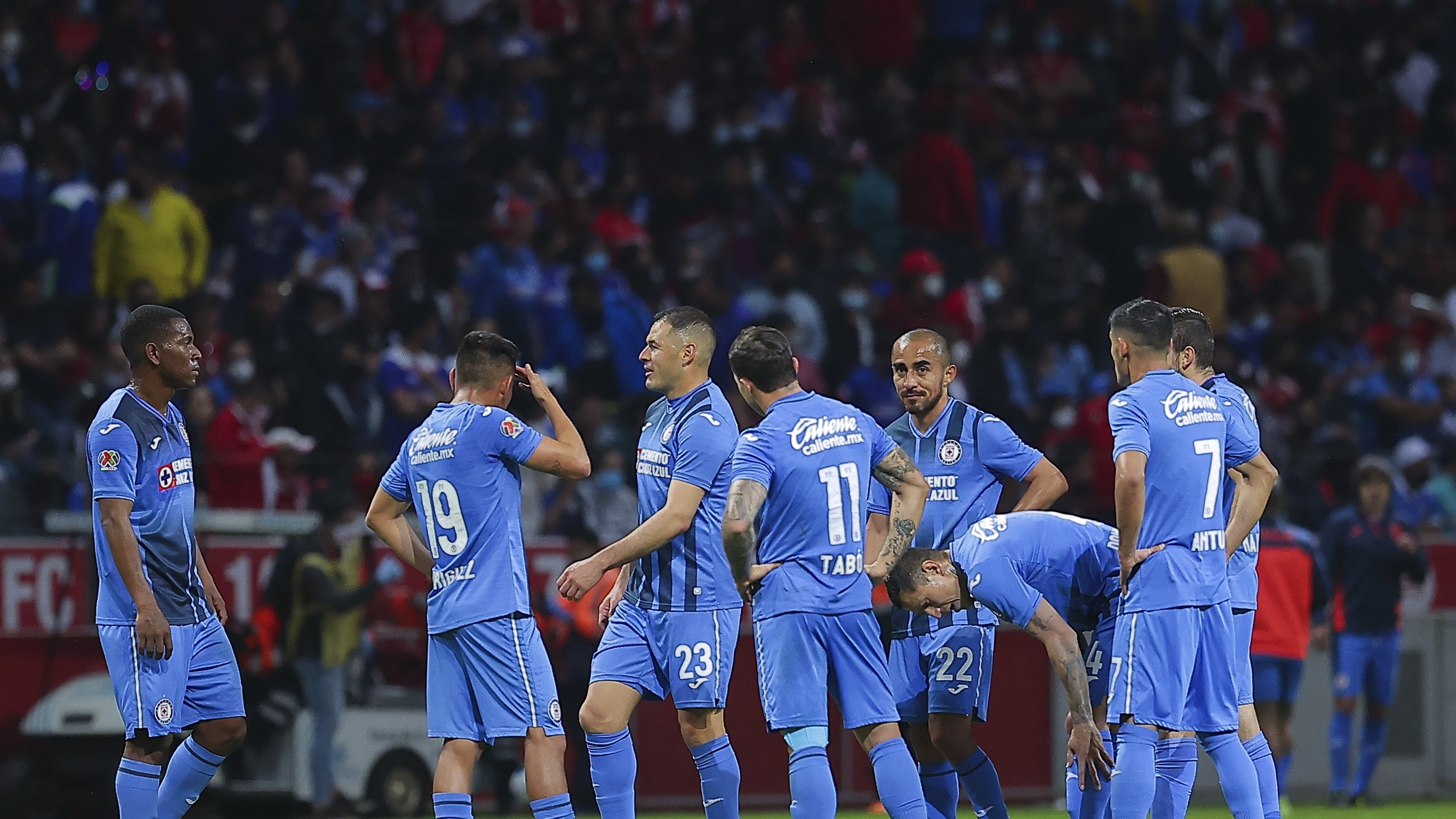 Balean a ex de Cruz Azul: Sufrió ataque armado cuando se dirigía a entrenar