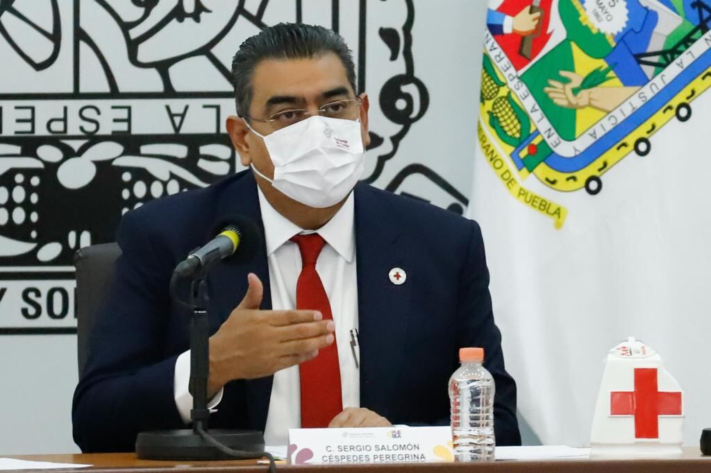 Sergio Salomón Céspedes Peregrina participa en arranque de la colecta Cruz Roja 2023 para Puebla