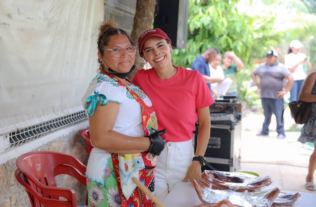Ana Paty Peralta destaca logros de la Cuarta Transformación en Isla Mujeres.