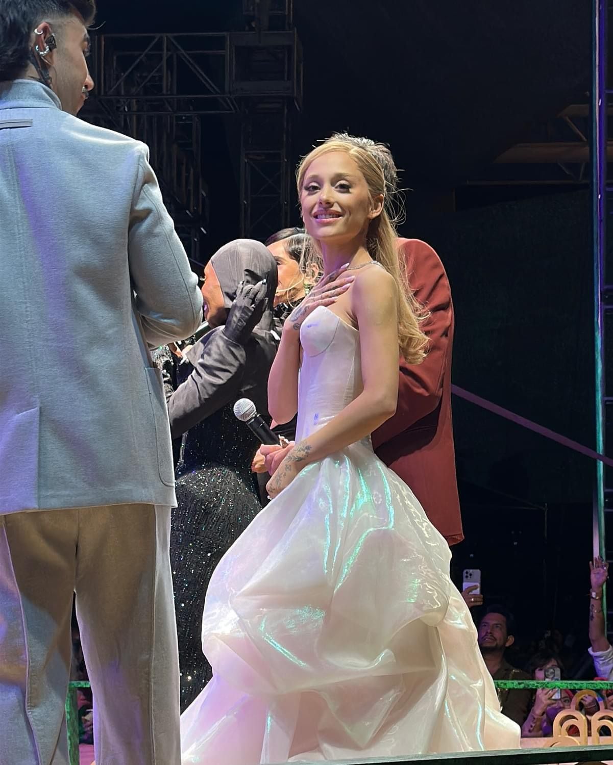 Ariana Grande en la premier de Wicked en México
